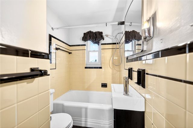 2421 Cronemeyer Ave, Reserve, PA 15212