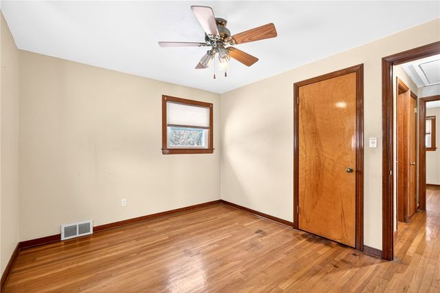 2421 Cronemeyer Ave, Reserve, PA 15212