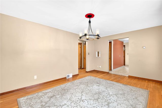 2421 Cronemeyer Ave, Reserve, PA 15212