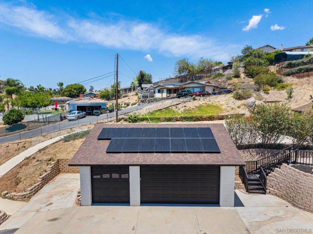 Image 30 of property listing at 9209 Adlai, Lakeside, CA 92040