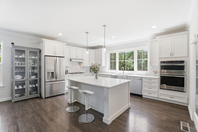 5021 Belleview Avenue, Blue Ash, OH 45242