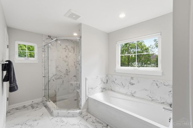5021 Belleview Avenue, Blue Ash, OH 45242