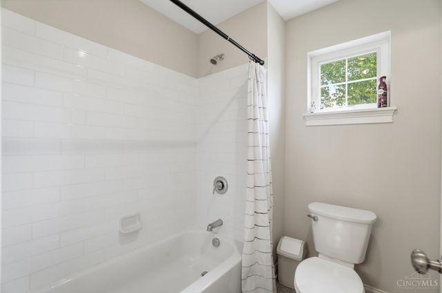 5021 Belleview Avenue, Blue Ash, OH 45242