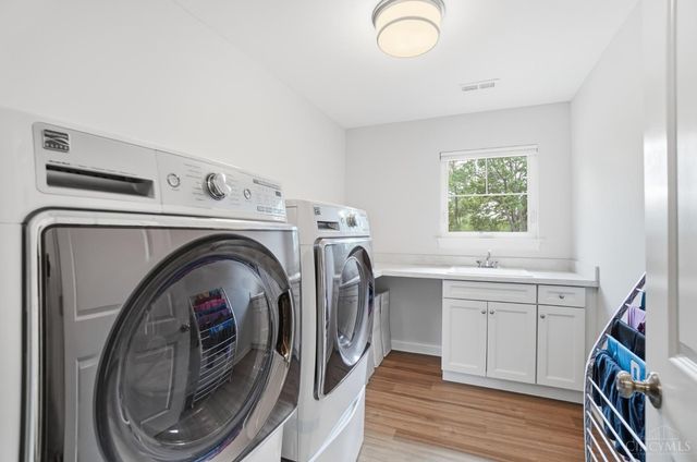 5021 Belleview Avenue, Blue Ash, OH 45242