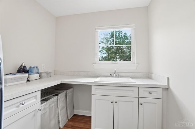 5021 Belleview Avenue, Blue Ash, OH 45242