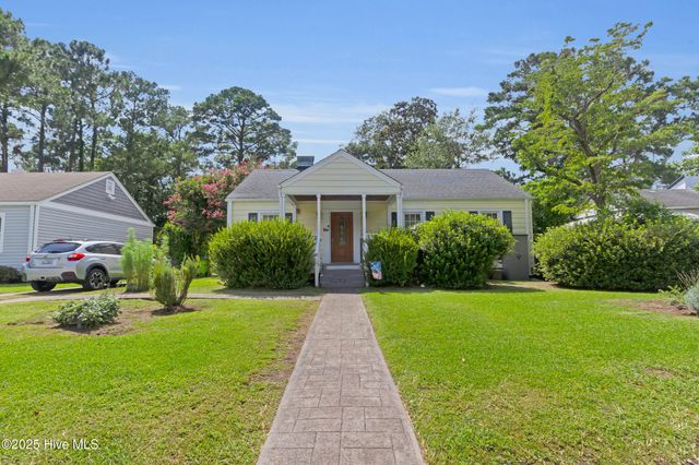 811 Chattawka Lane, New Bern, NC 28560