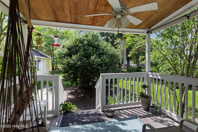 811 Chattawka Lane, New Bern, NC 28560