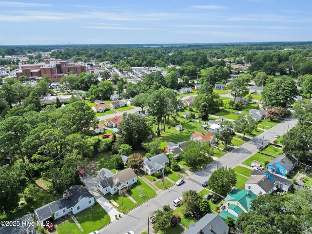 811 Chattawka Lane, New Bern, NC 28560