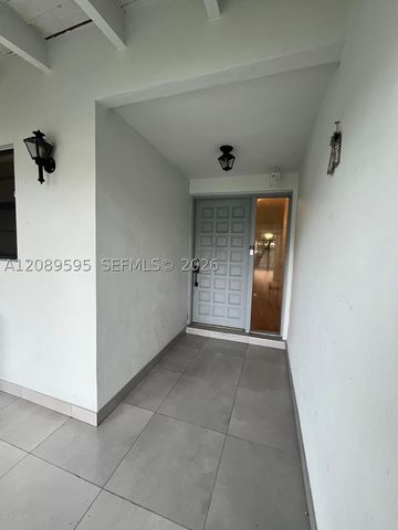 1400 W 39th Pl 1400, Hialeah, FL 33012