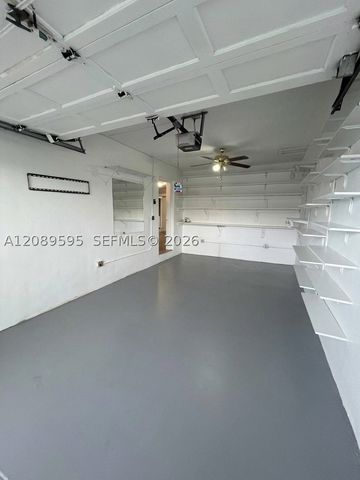 1400 W 39th Pl 1400, Hialeah, FL 33012