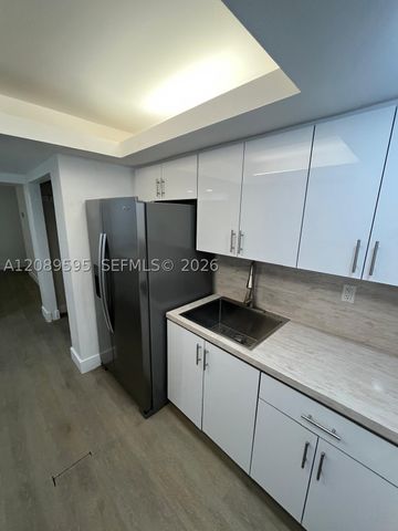 1400 W 39th Pl 1400, Hialeah, FL 33012