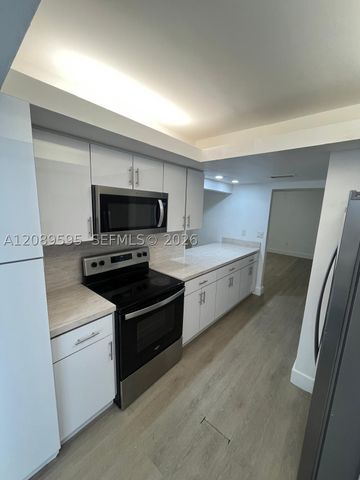 1400 W 39th Pl 1400, Hialeah, FL 33012