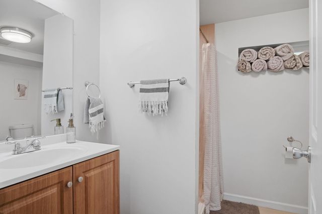 6814 N Wall St, Spokane, WA 99208