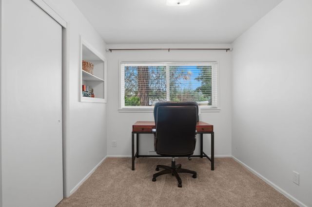 6814 N Wall St, Spokane, WA 99208