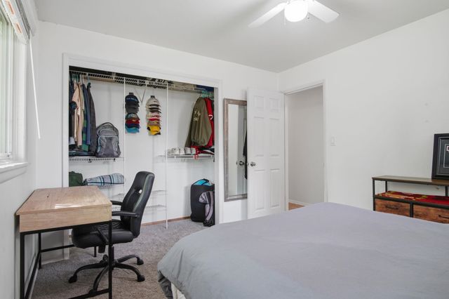 6814 N Wall St, Spokane, WA 99208