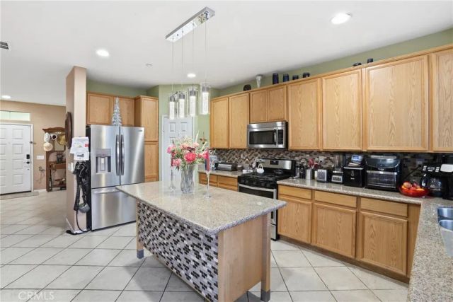 7441 Sultana, Fontana, CA 92336