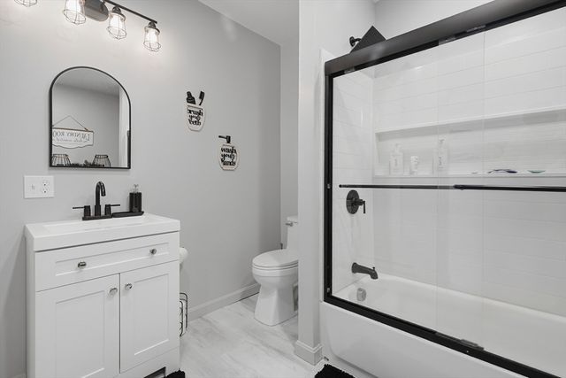 66 Rosewood Terrace, Dartmouth, MA 02747