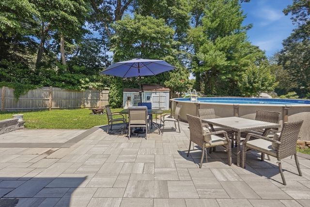 66 Rosewood Terrace, Dartmouth, MA 02747