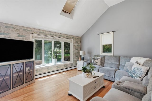 66 Rosewood Terrace, Dartmouth, MA 02747