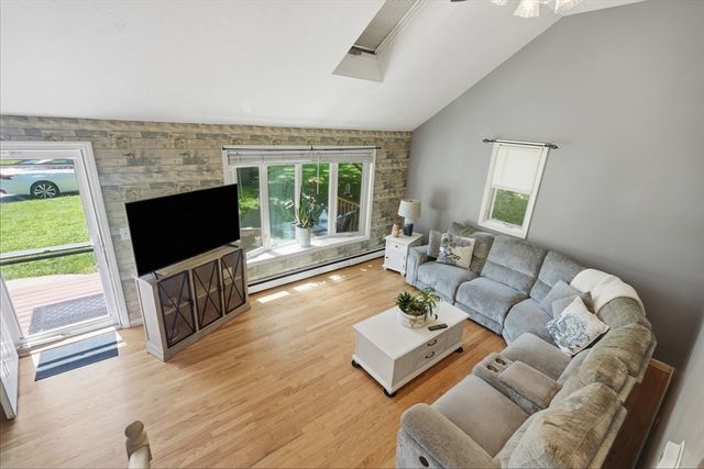 66 Rosewood Terrace, Dartmouth, MA 02747