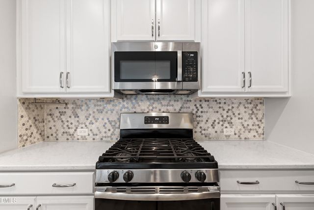 124 Chapel Run Way, Chapel Hill, NC 27517