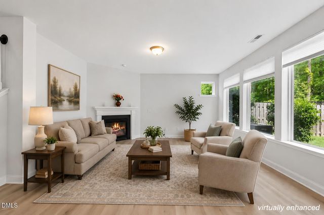 124 Chapel Run Way, Chapel Hill, NC 27517