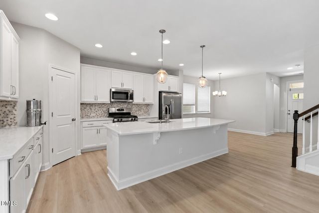 124 Chapel Run Way, Chapel Hill, NC 27517