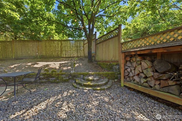 5204 65th Avenue W, University Place, WA 98467