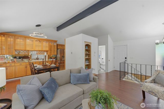 5204 65th Avenue W, University Place, WA 98467