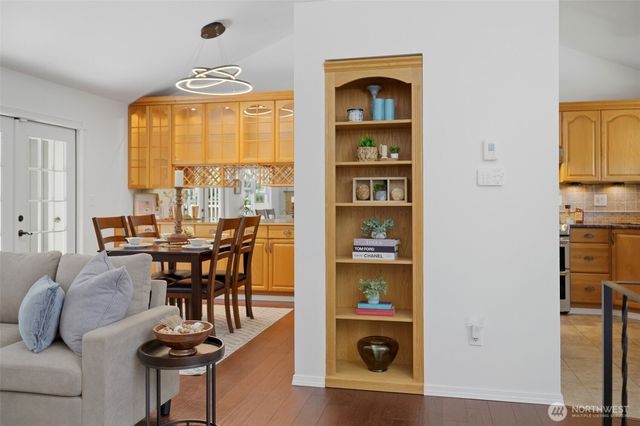 5204 65th Avenue W, University Place, WA 98467