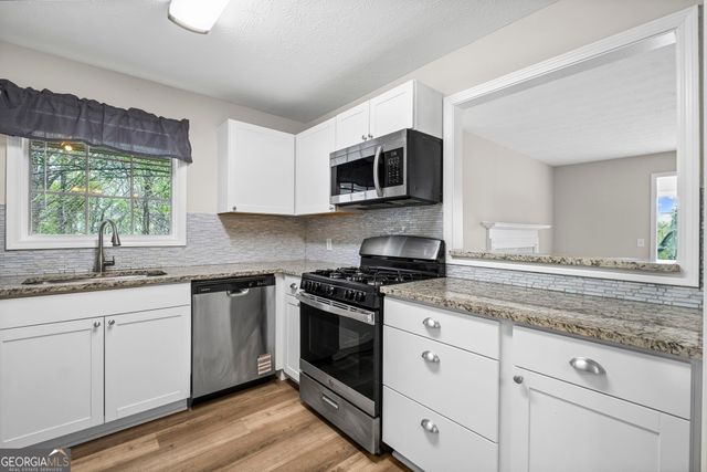 704 Gettysburg Place, Atlanta, GA 30350