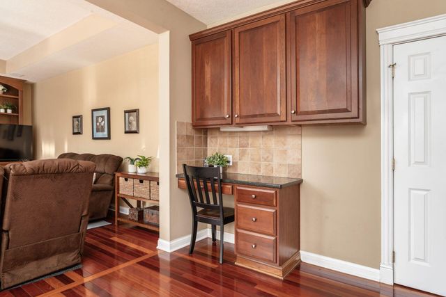 5232 Settlement Drive, New Albany, OH 43054
