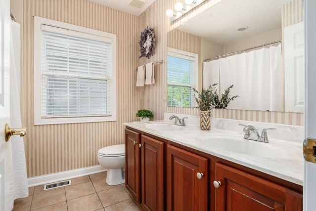 5232 Settlement Drive, New Albany, OH 43054