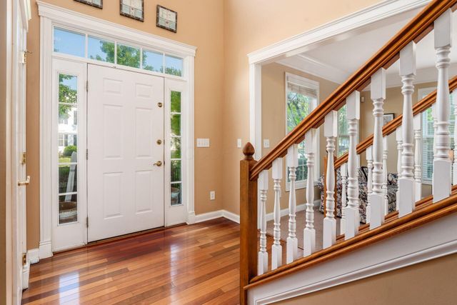 5232 Settlement Drive, New Albany, OH 43054