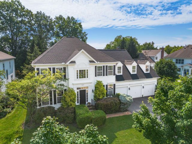 5232 Settlement Drive, New Albany, OH 43054