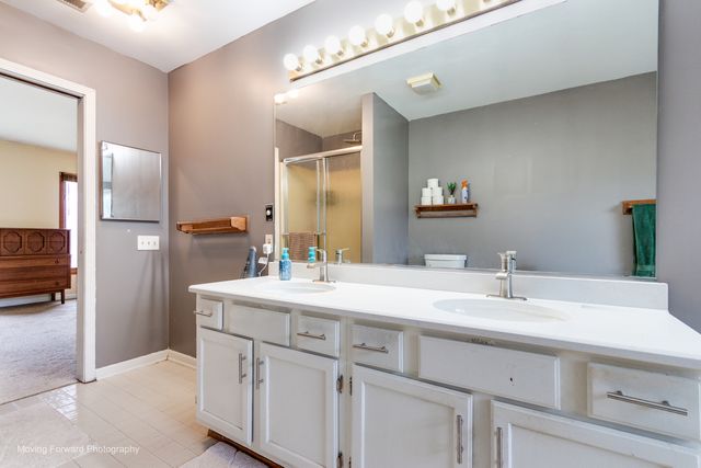 1911 Sapphire Lane, Aurora, IL 60506