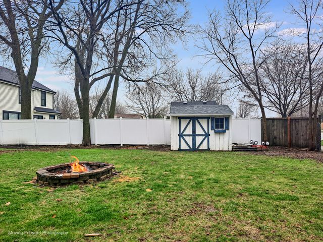 1911 Sapphire Lane, Aurora, IL 60506