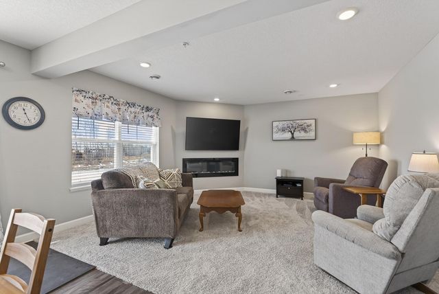 8062 149th Lane NW, Anoka, MN 55303