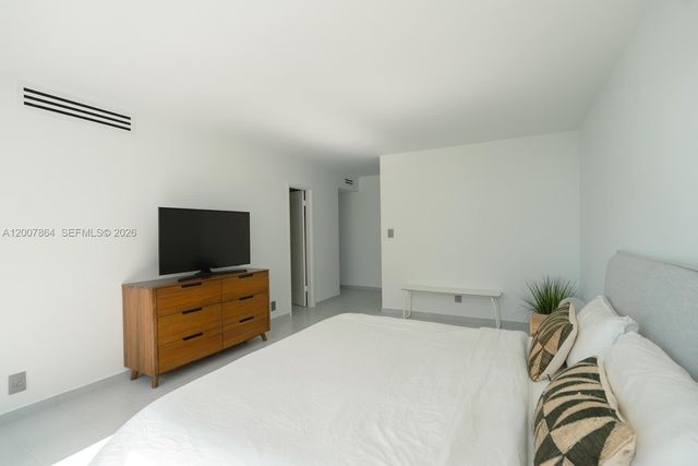 9225 Collins Ave 812, Surfside, FL 33154