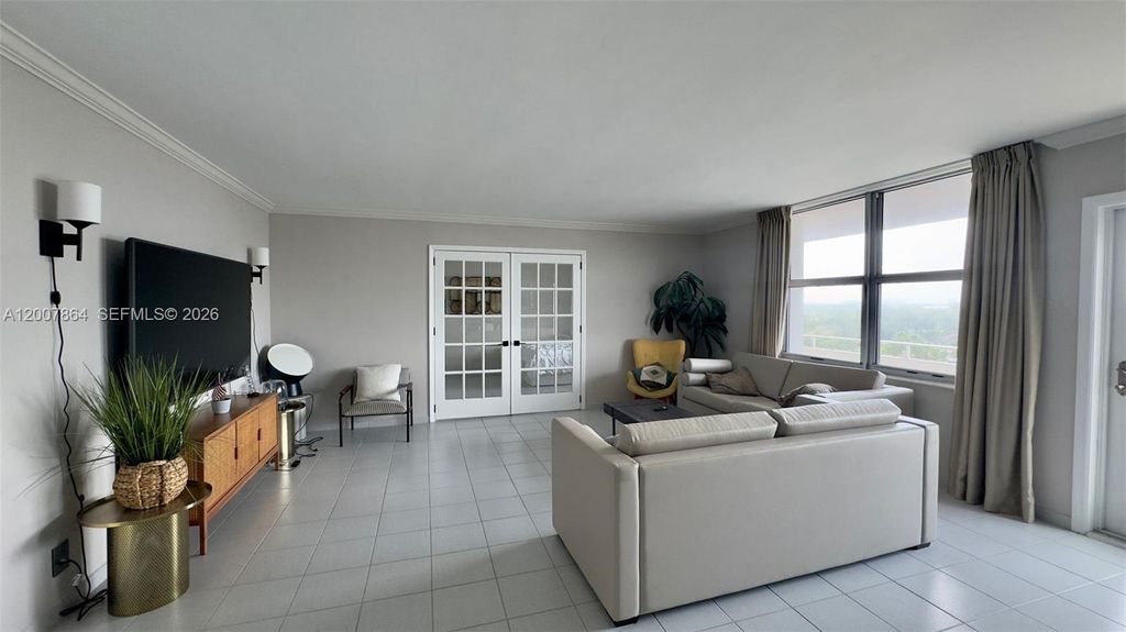 9225 Collins Ave 812, Surfside, FL 33154