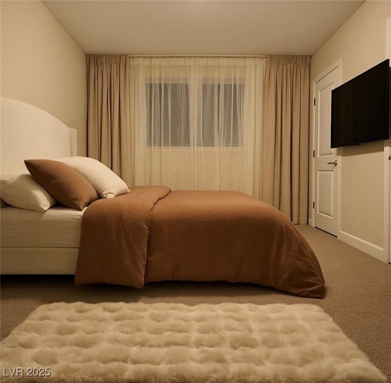 Image 3 of property listing at 698 Oakmont Avenue 1310, Las Vegas, NV 89109