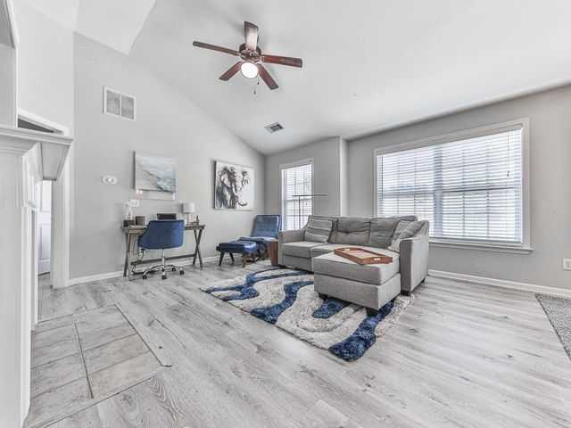2583 Willow Grove Road 8, Acworth, GA 30101