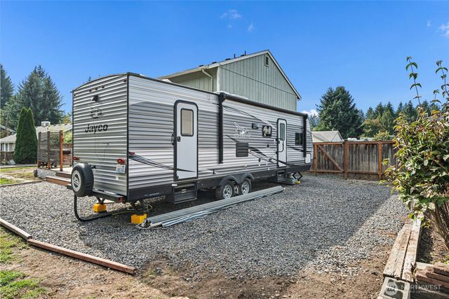 11505 232nd Avenue Ct E, Buckley, WA 98321