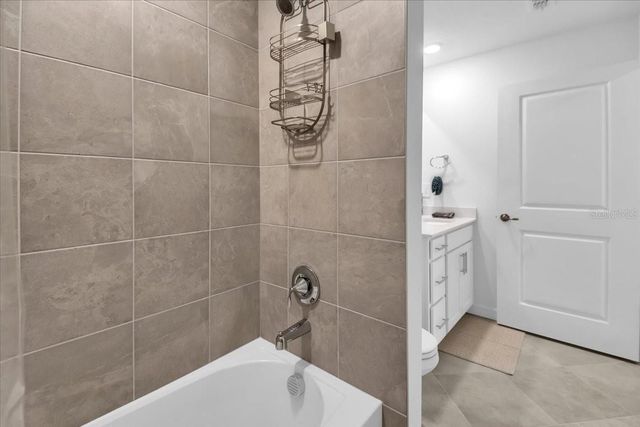 19110 SCALLOP LOOP 105, Bradenton, FL 34211