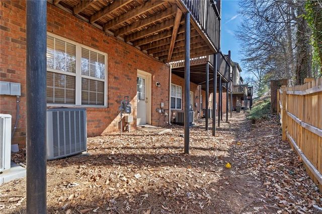 5106 Manerdale SE Drive 1, Atlanta, GA 30339