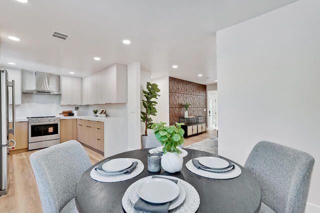 2434 Le Bain Drive, San Jose, CA 95130