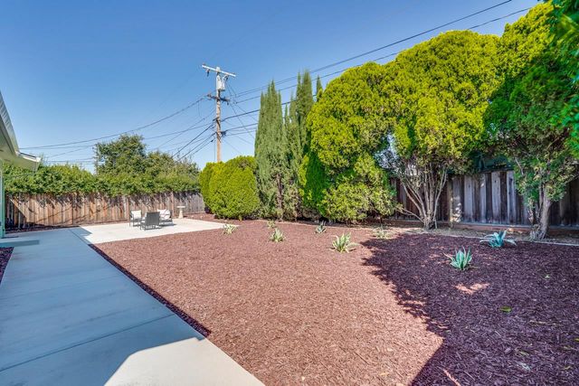 2434 Le Bain Drive, San Jose, CA 95130
