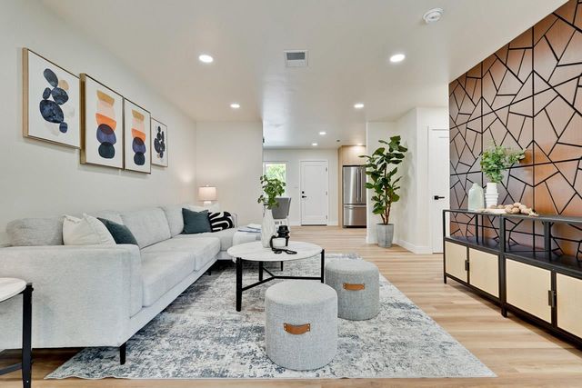 2434 Le Bain Drive, San Jose, CA 95130