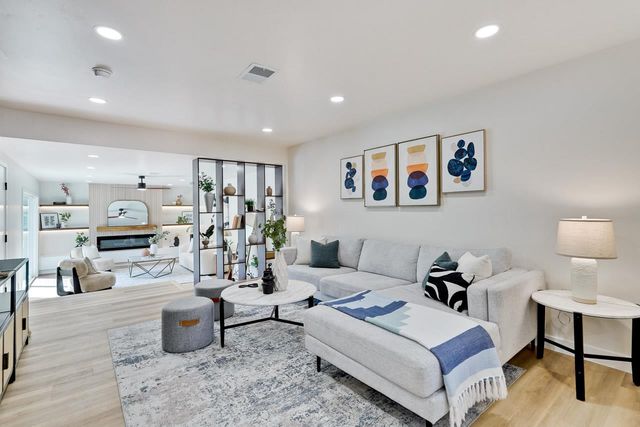 2434 Le Bain Drive, San Jose, CA 95130