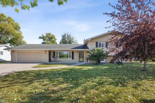 3150 Rivershore Drive, Moorhead, MN 56560